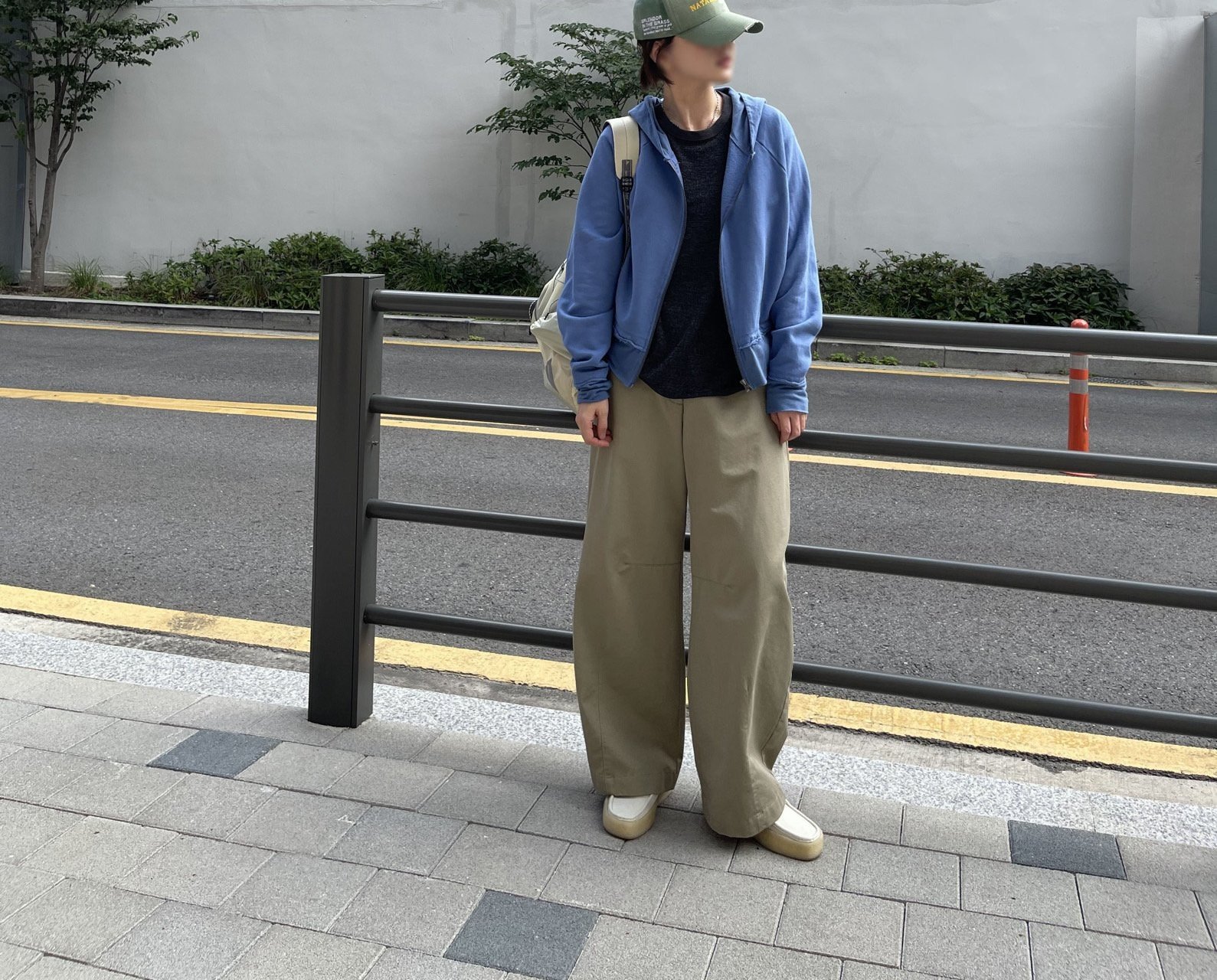 데끼후드집업