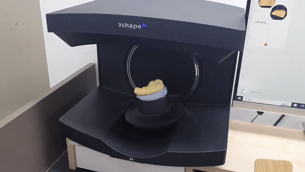 630a368f89aa4.gif