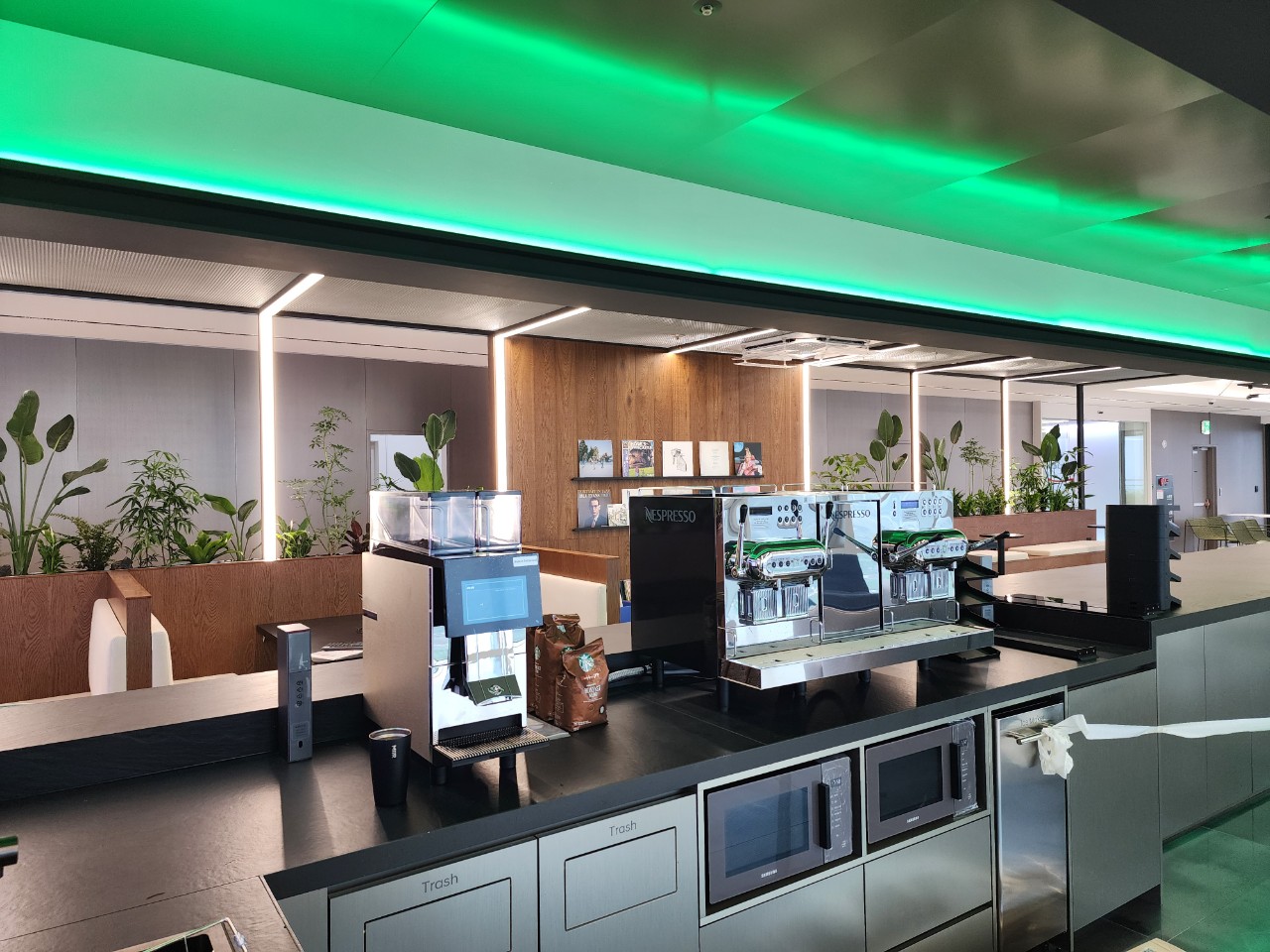 벤딩머신 방_사진_20250620_5.jpg