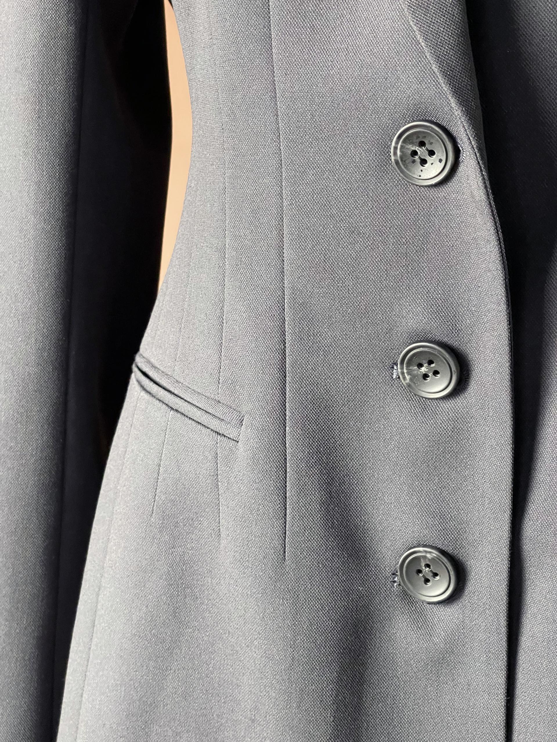 STRUCTURED WAIST JACKET