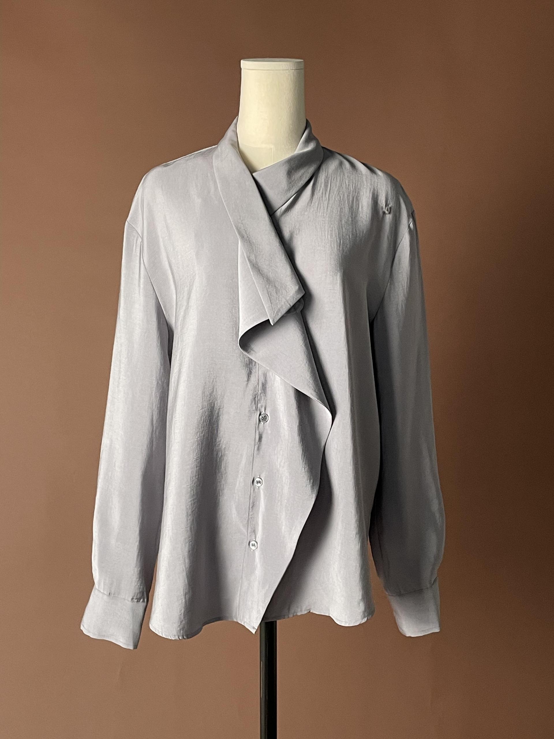 DRAPE COLLAR BLOUSE