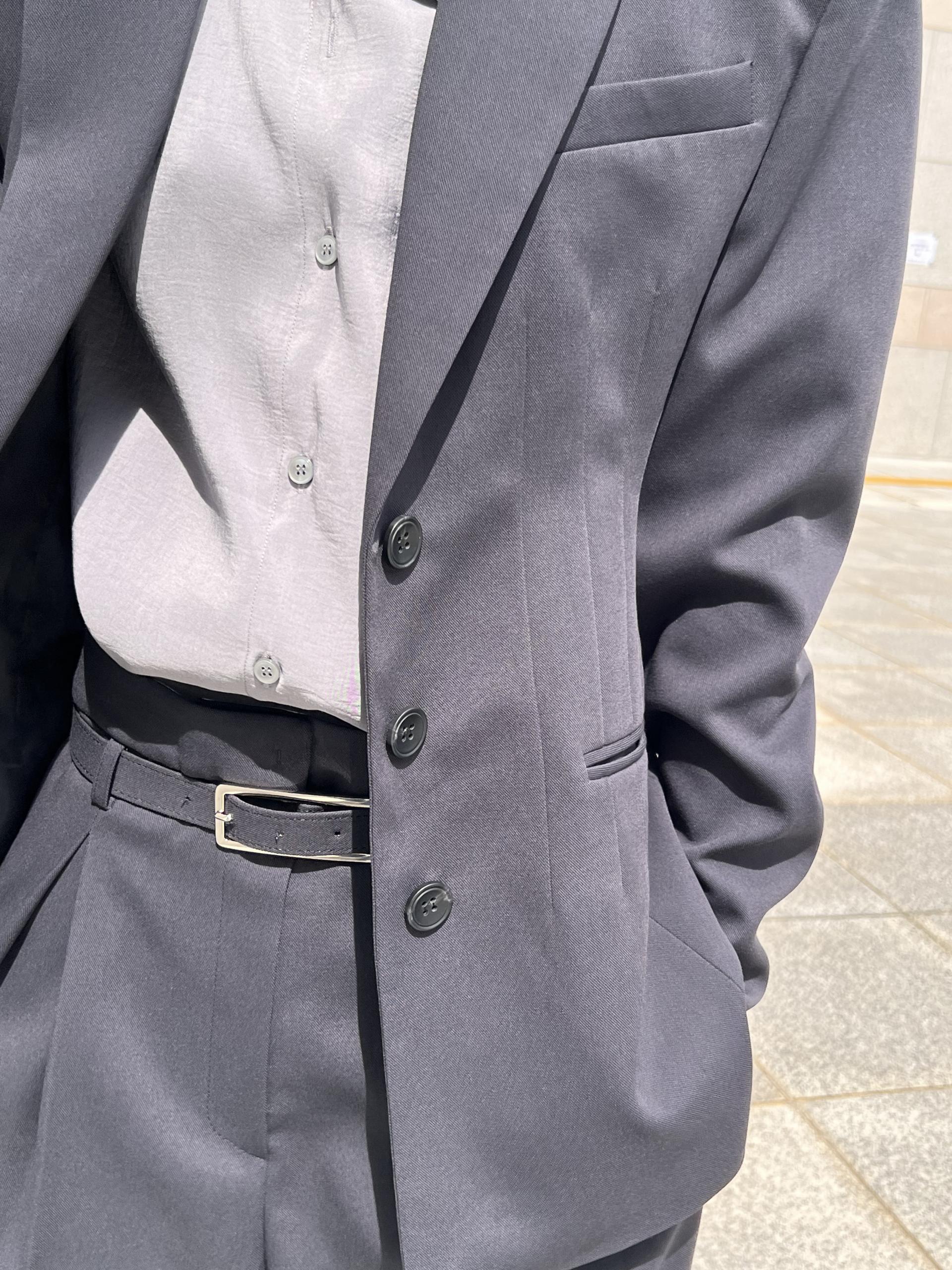 STRUCTURED WAIST JACKET
