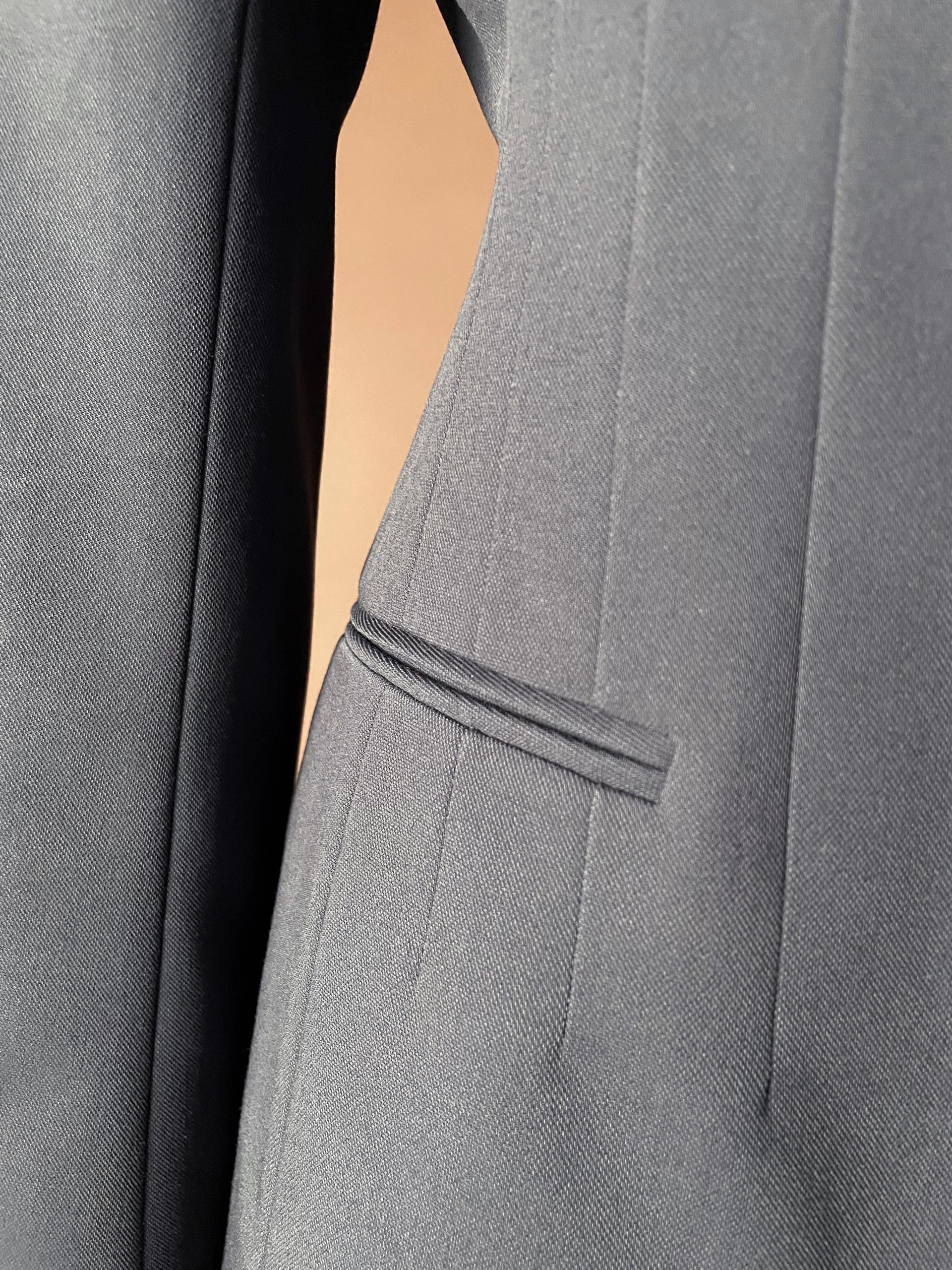 STRUCTURED WAIST JACKET