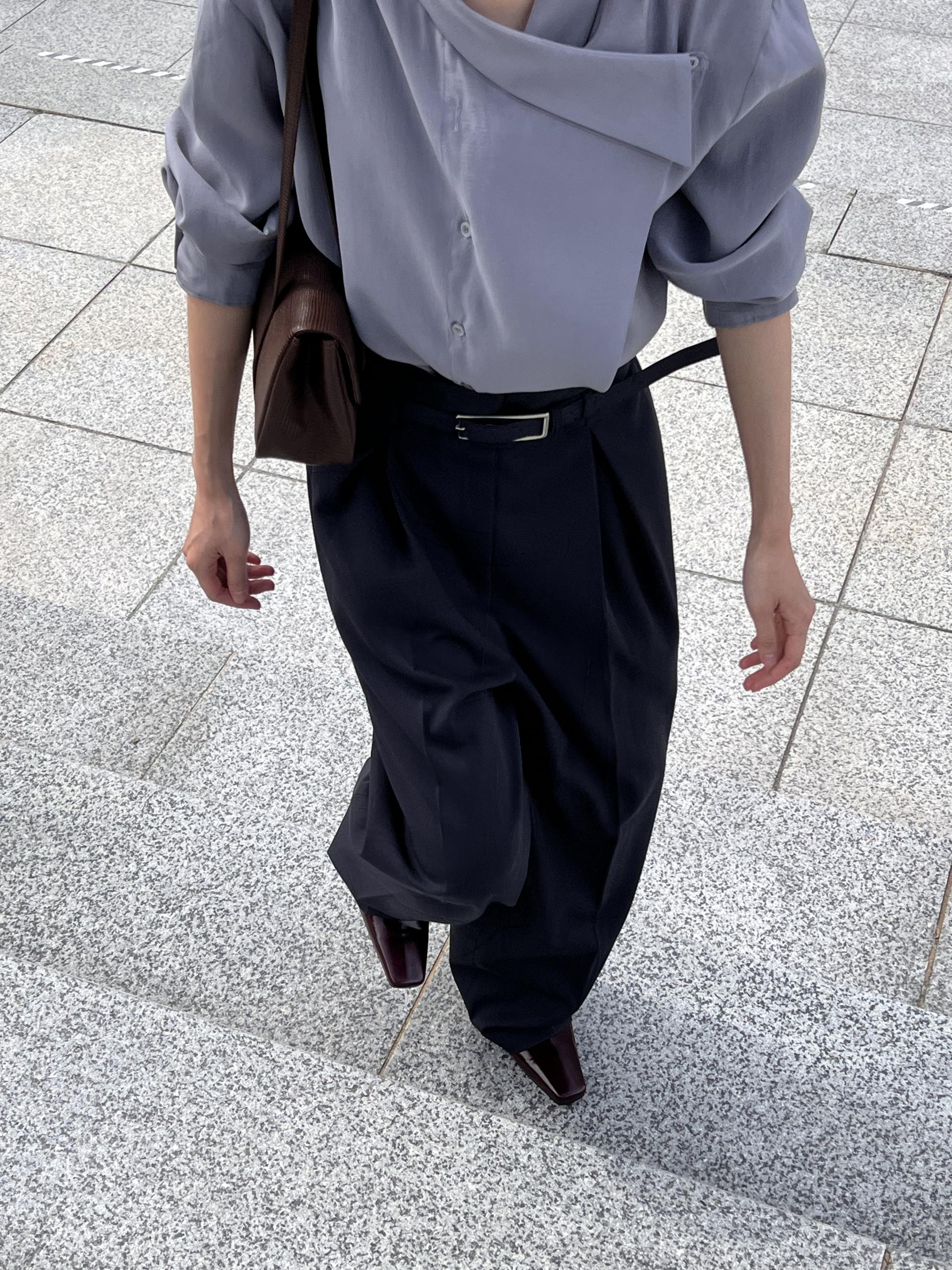 BELTED TWO-TUCK WIDE PANTS