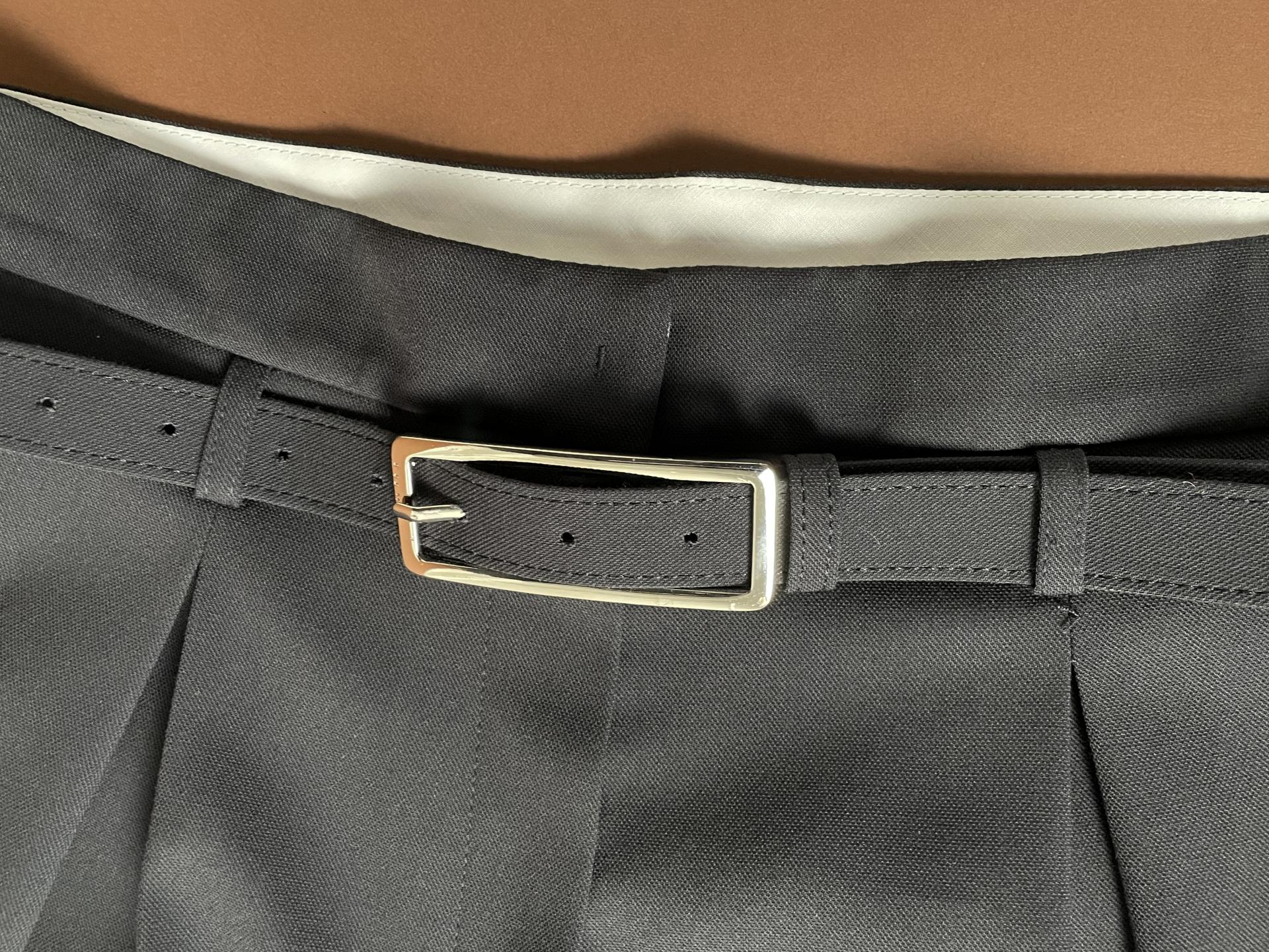 BELTED TWO-TUCK WIDE PANTS