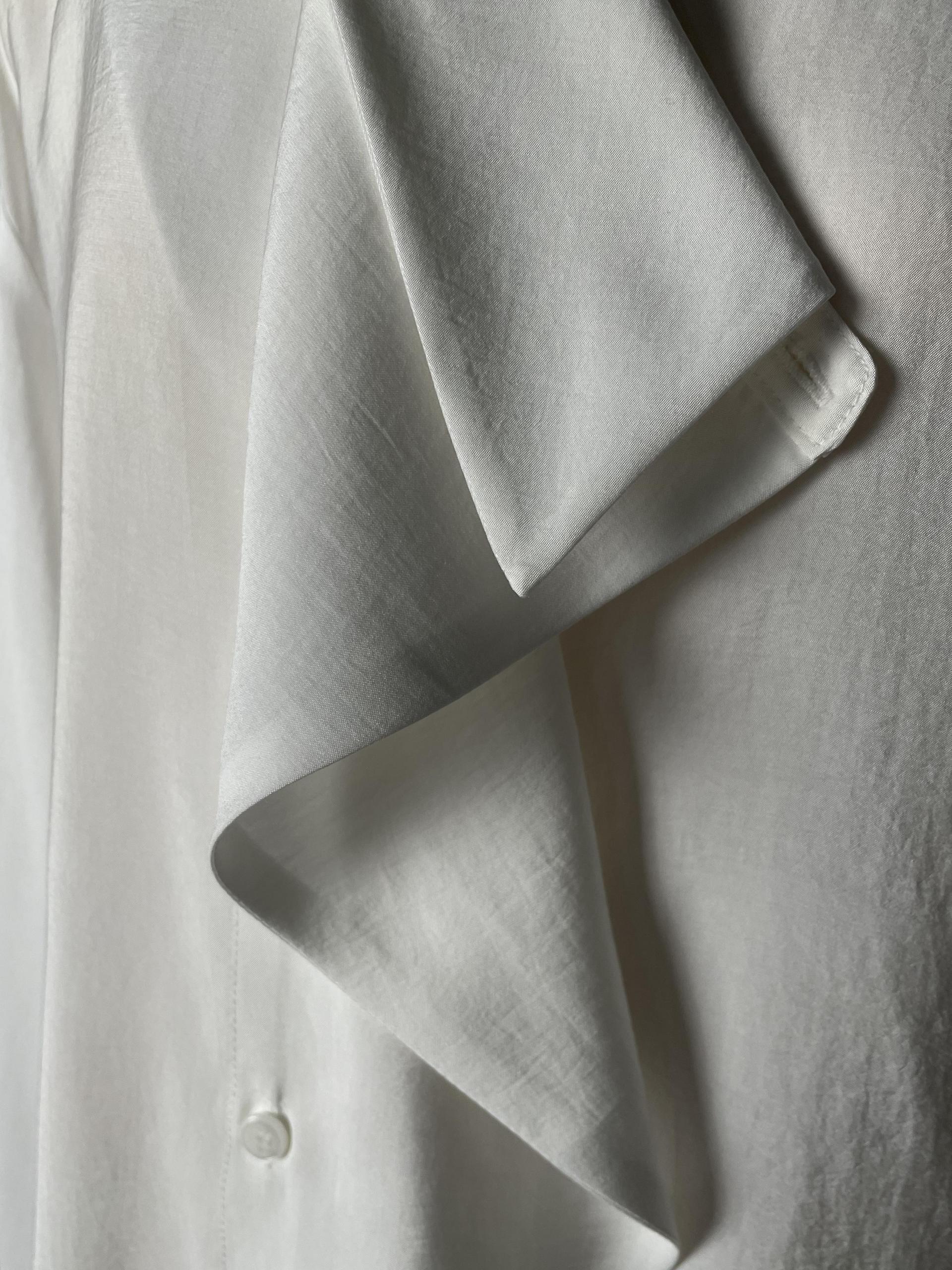DRAPE COLLAR BLOUSE