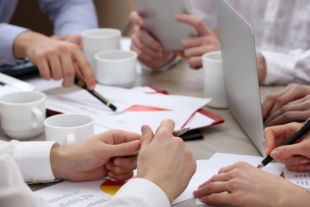 인앤아웃스탠다드 시제품 제작 상담 서비스 이미지