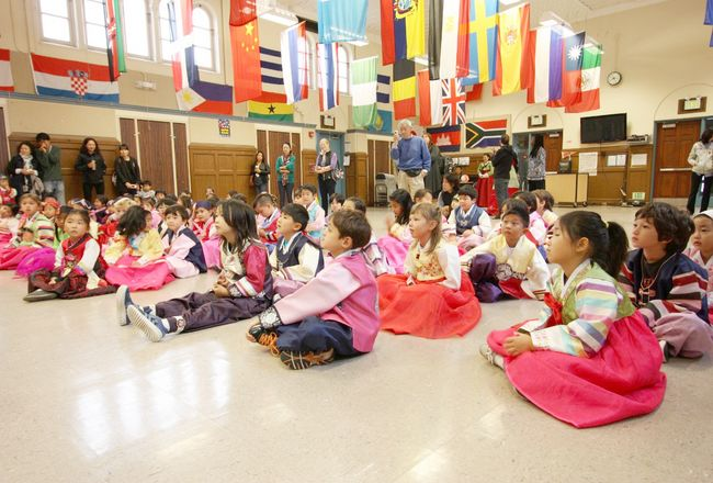미 정규학교 한국어반 ‘한글 세계화의 전초기지’