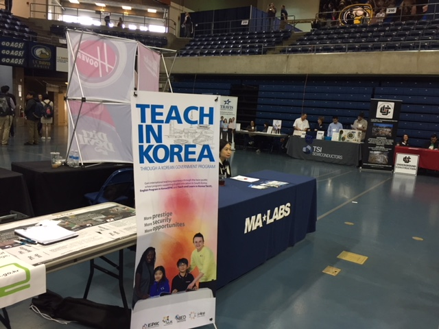 Career Fair at UC Davis02