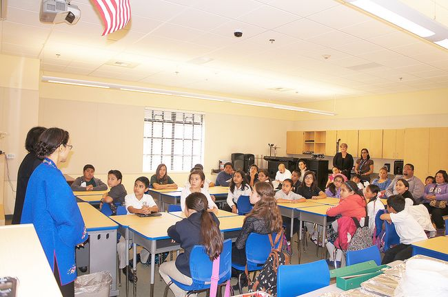 살리나스 바스케즈 초교 한국어반 학생·학부모 초청 개강파티