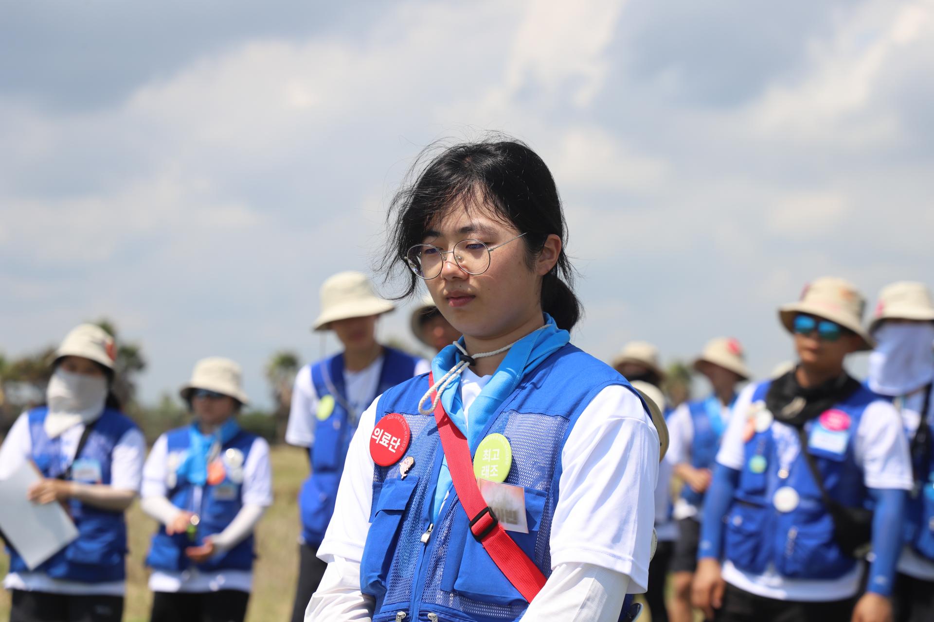8354c8bb4da20.jpg