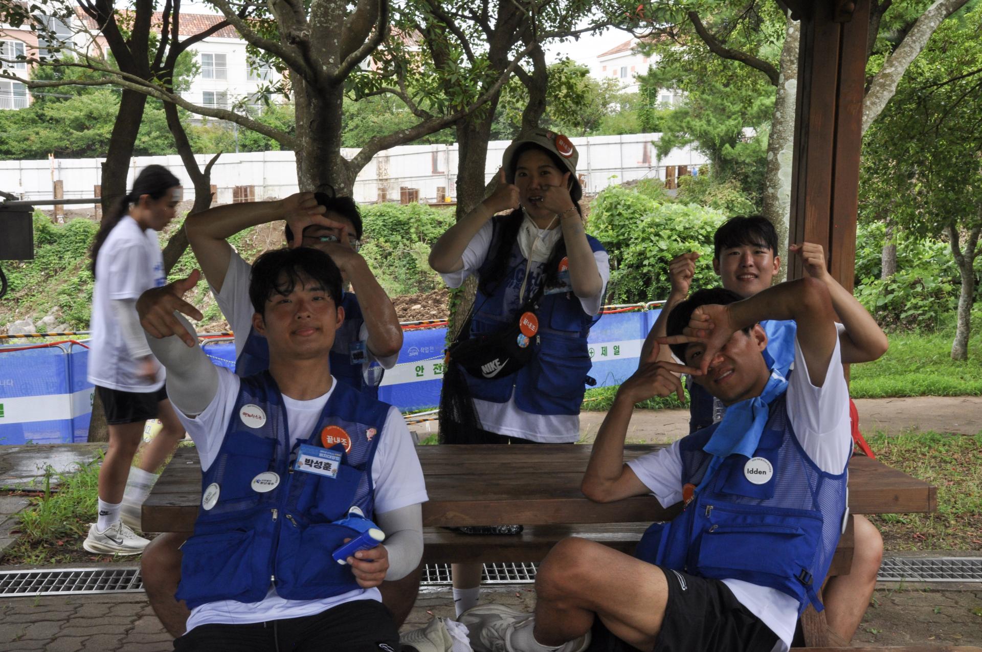 8c9b9c11892d1.jpg