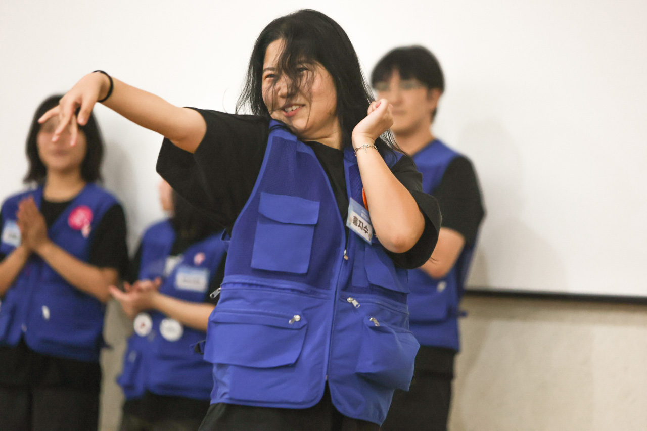 a9898c529340a.jpg