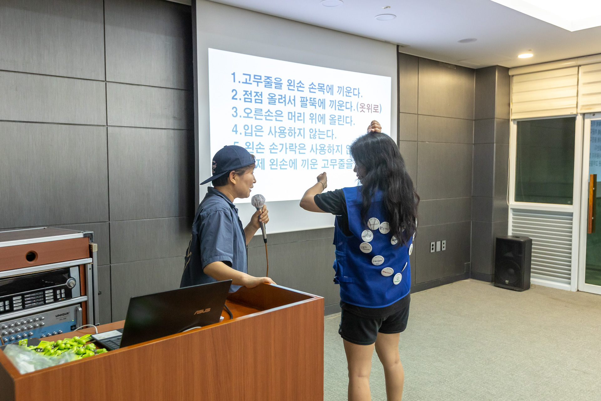 b5e58bf88f308.jpg