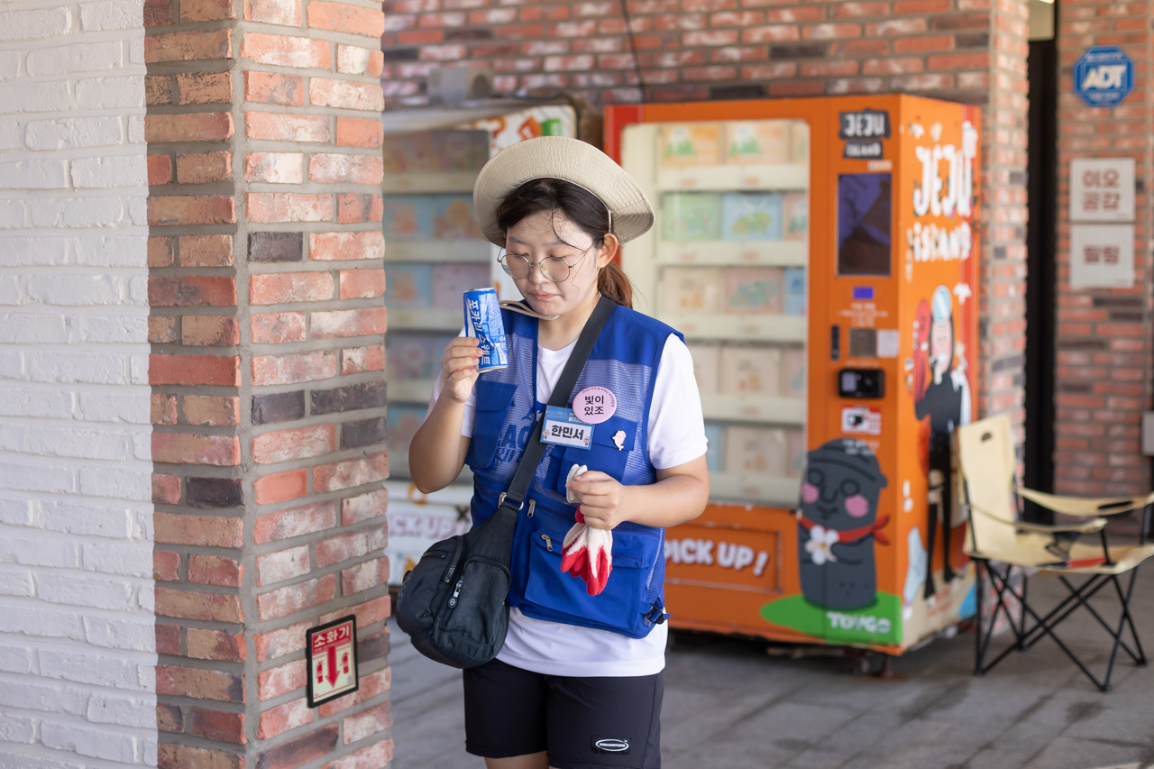 b6793460f5f51.jpg