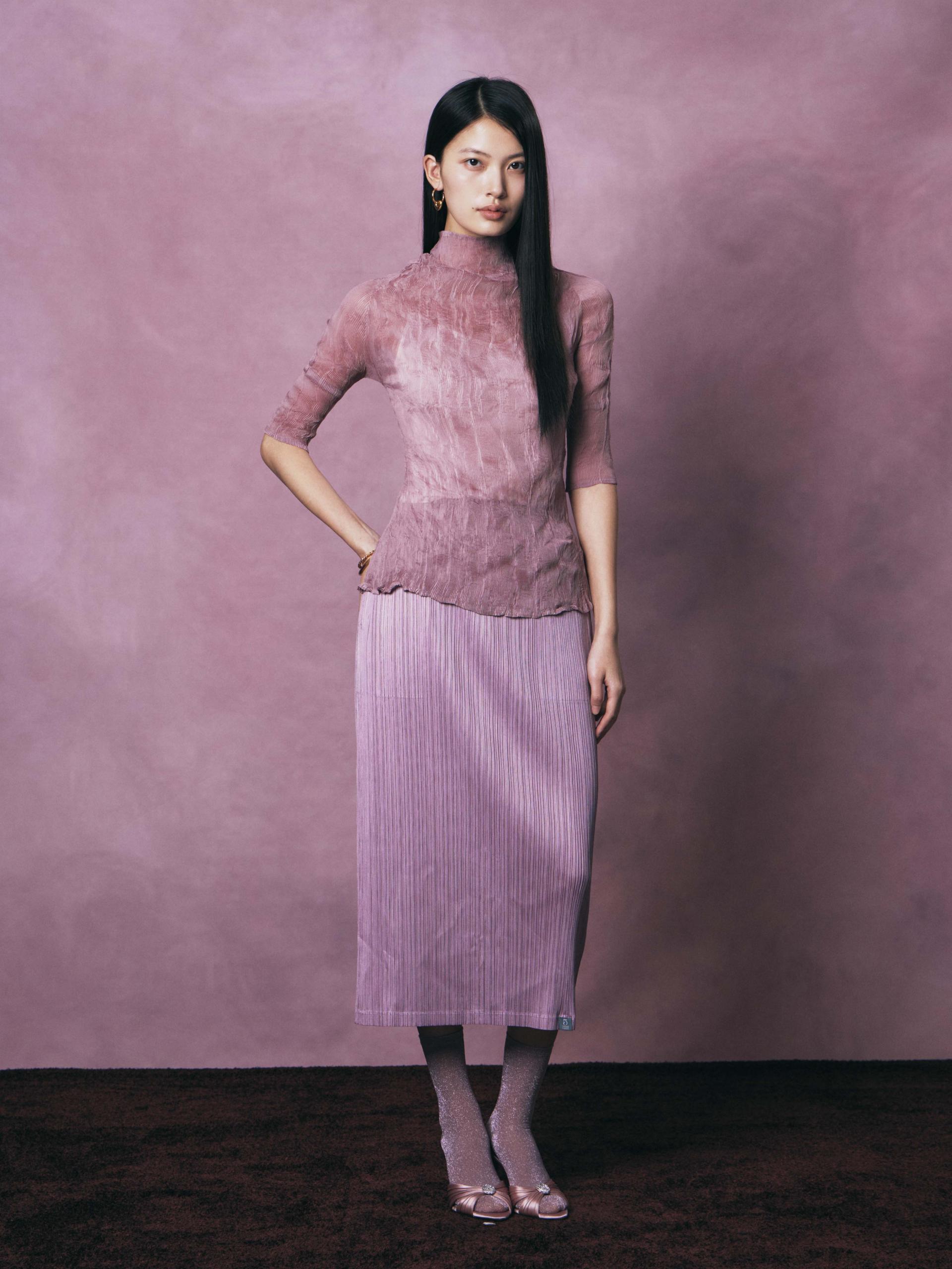 Sleek Long Skirt (FW)