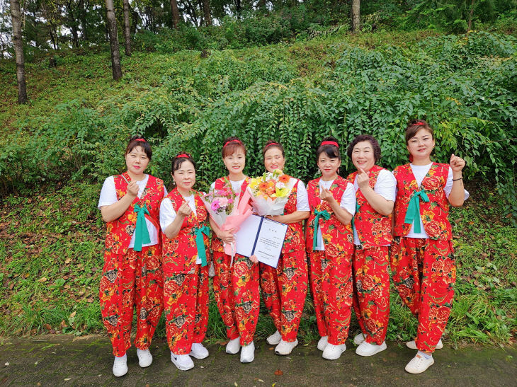 장구로 지역사회에 활력 불어넣는 이주여성들1(사토리츠코)