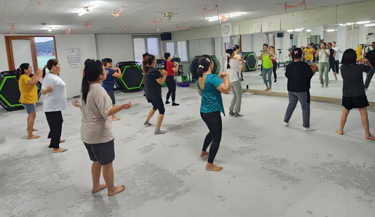 자신감과 건강을 함께(출처_청양군가족센터)