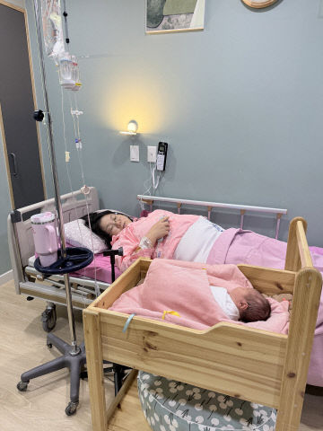 셋째 아이 출산 후 고통 속에서 피어난 감사의 기쁨2_