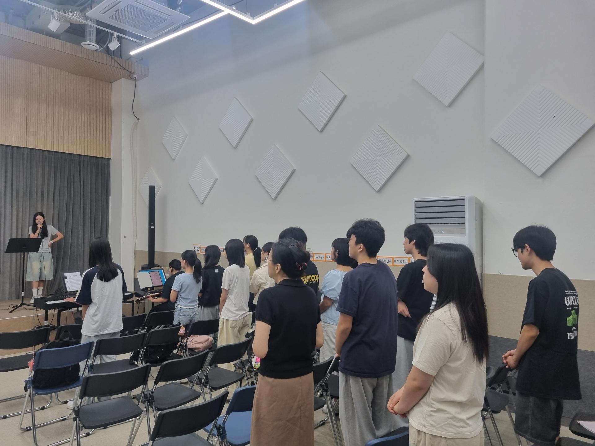 9cdf086814f7d.jpg