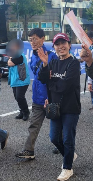 d5b566bc87649.jpg