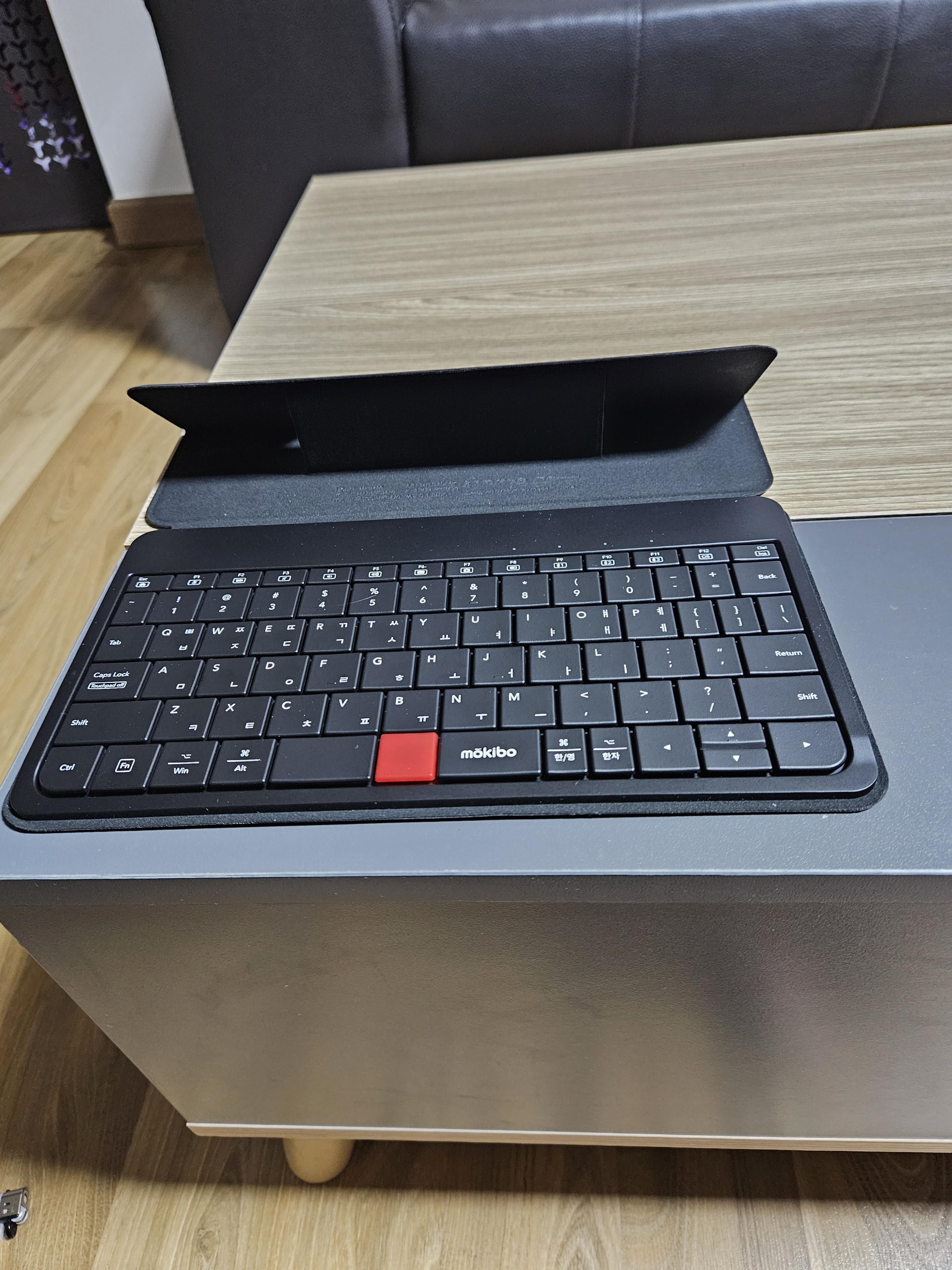 Mokibo Fusion Keyboard Folio Universal - bluetooth wireless