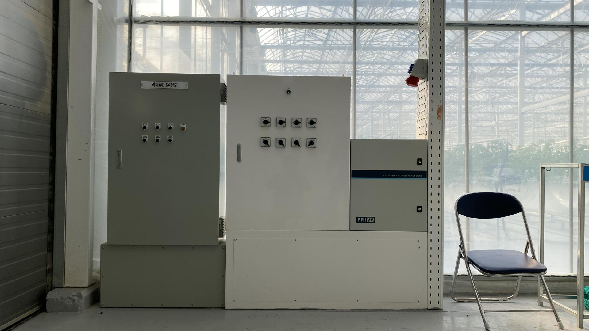 7142f8aac1eba.jpg