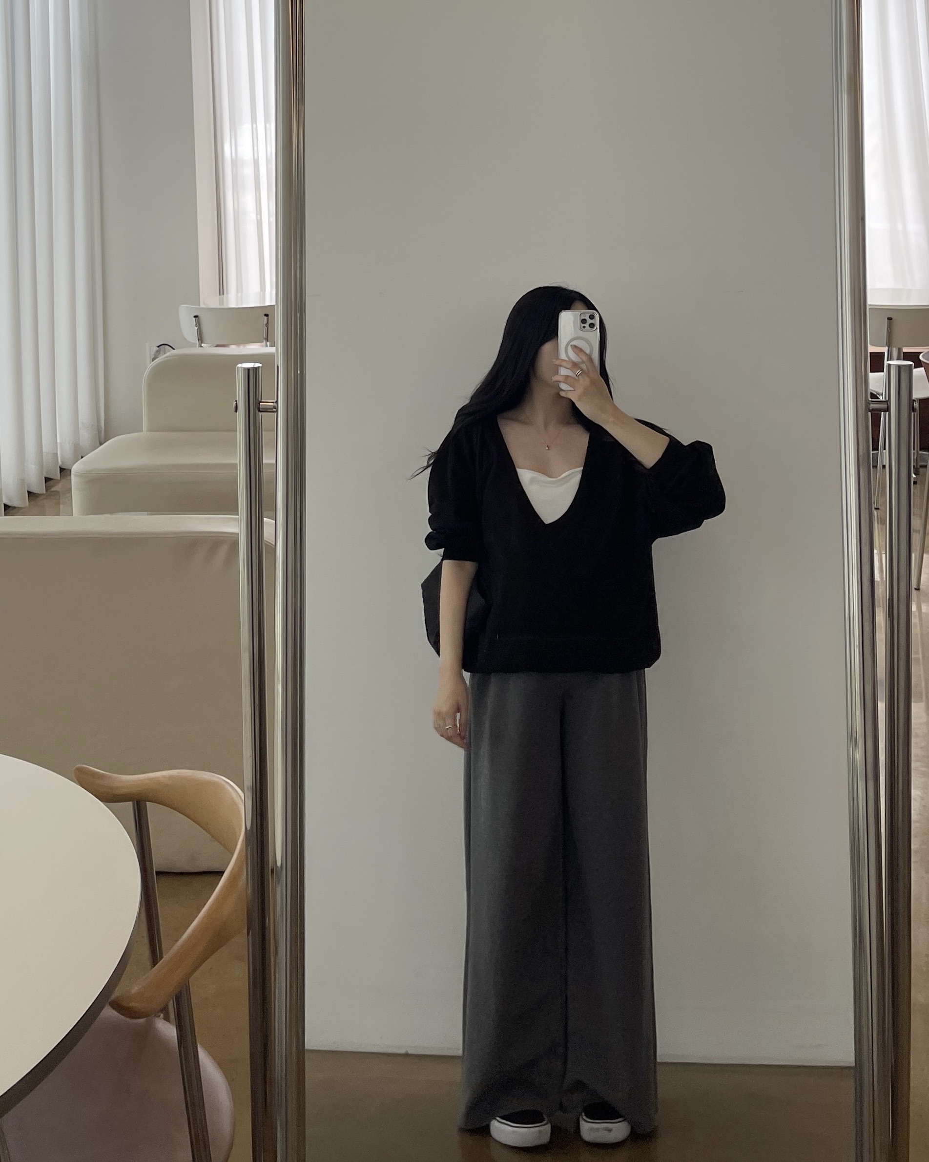 누아딥브이맨투맨-4color