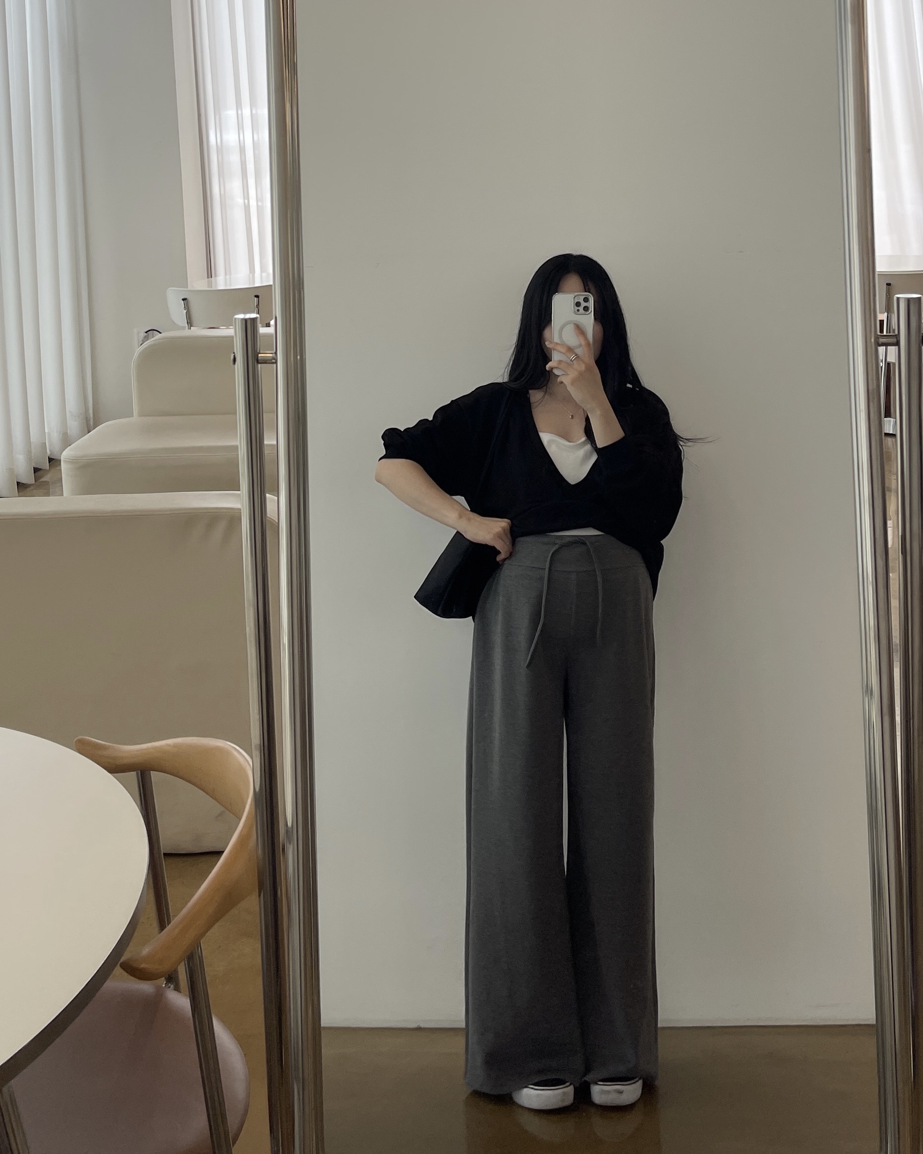 누아딥브이맨투맨-4color