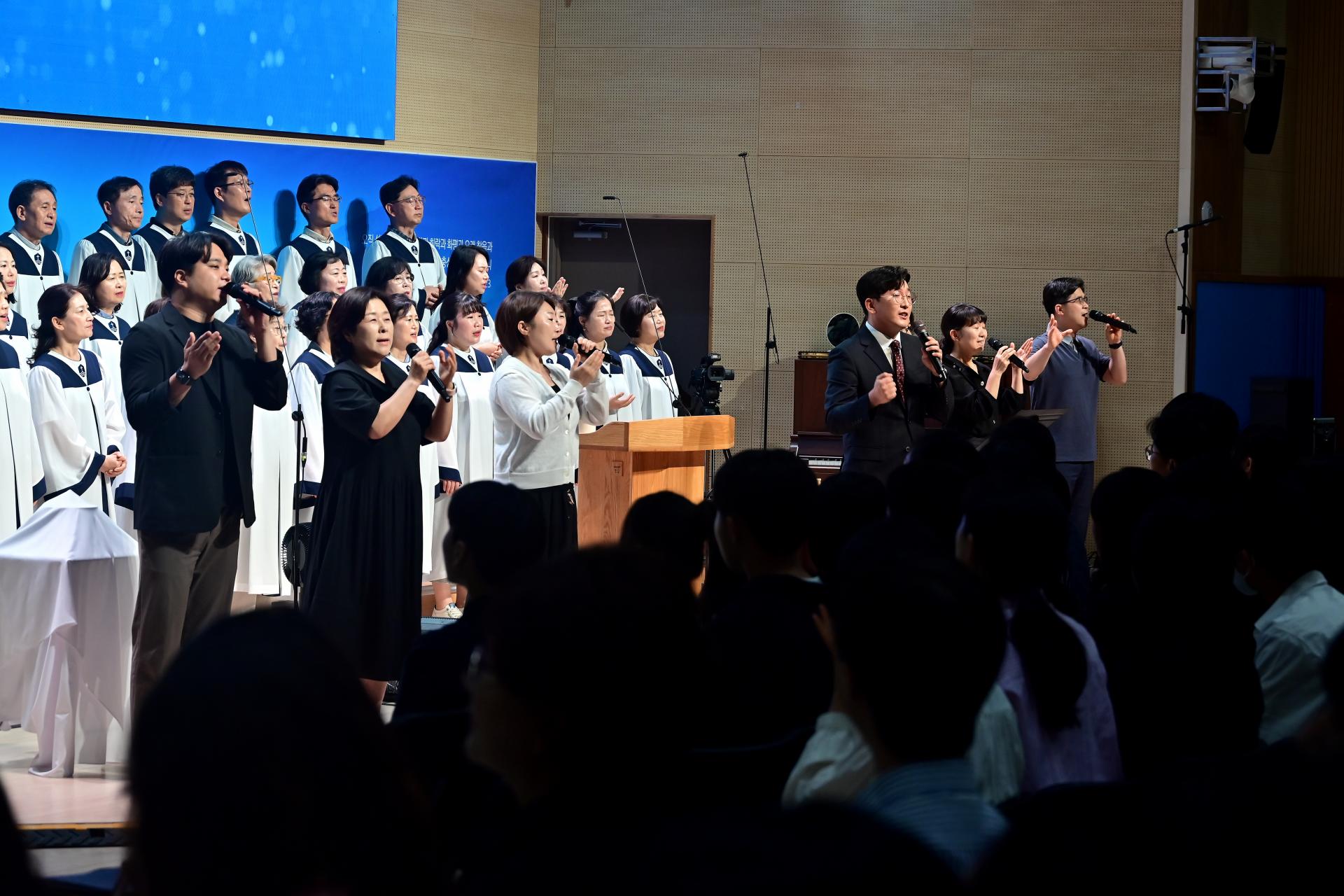 7ff808588e237.jpg