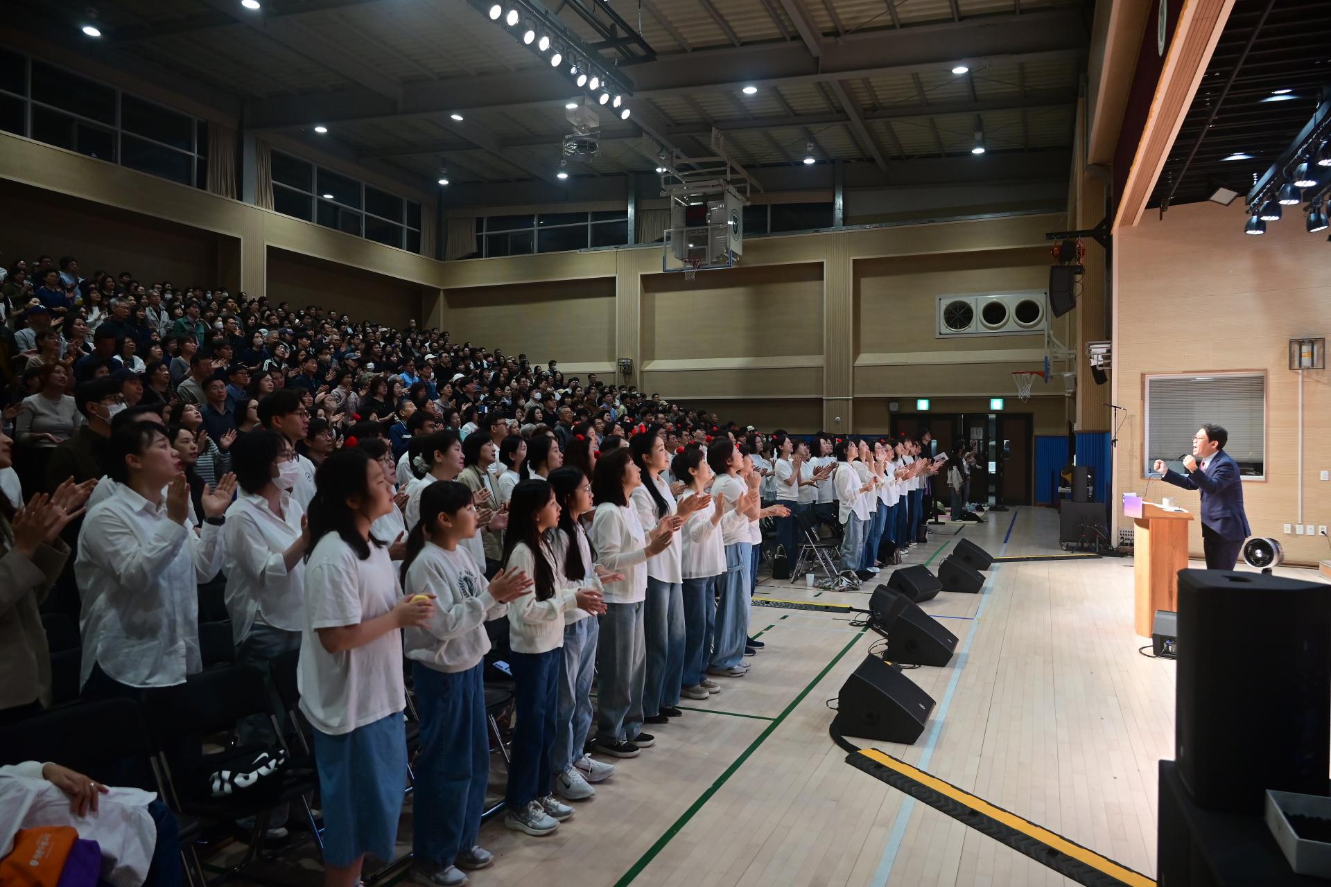 c680e933351f9.jpg