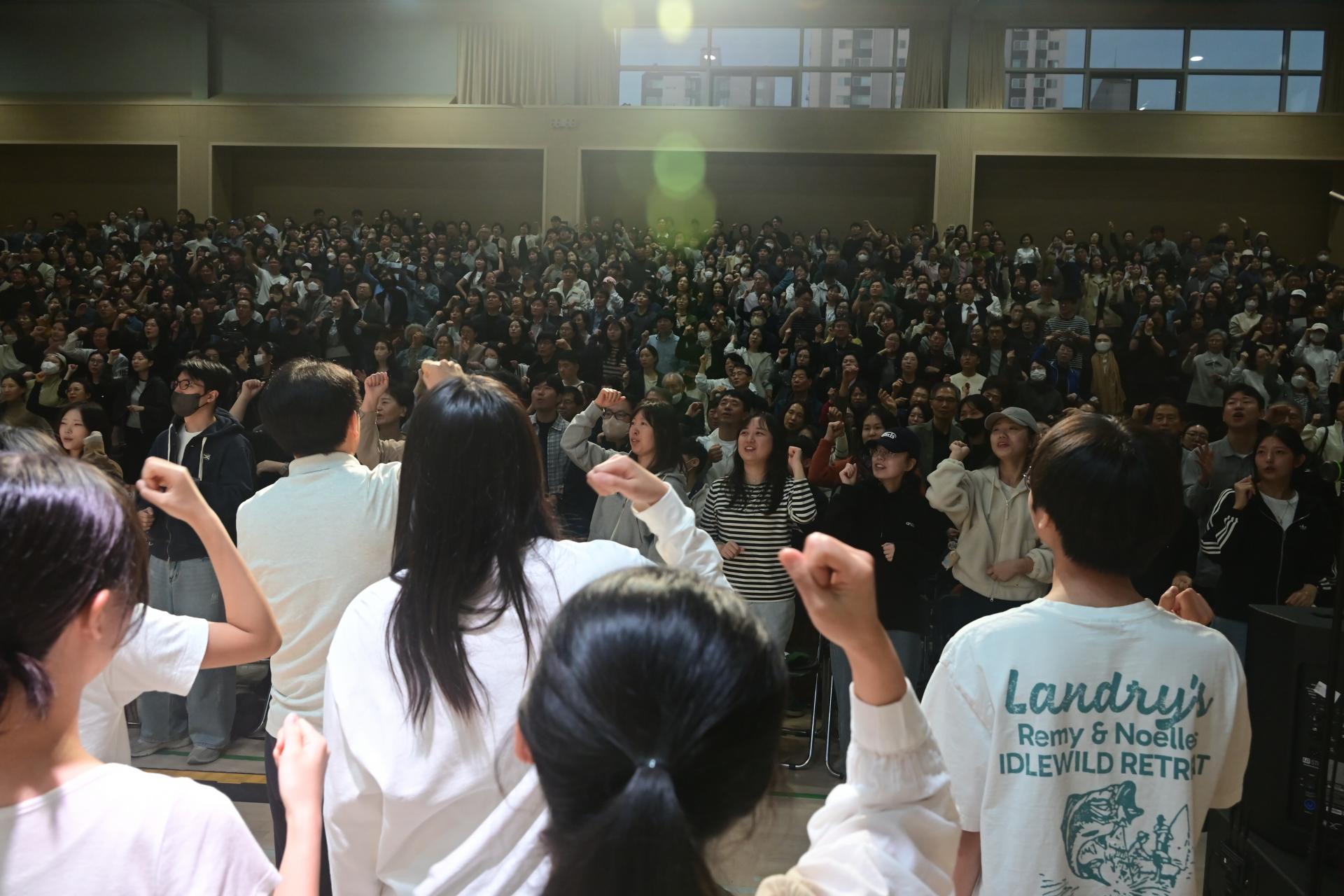eafab693d4d7a.jpg