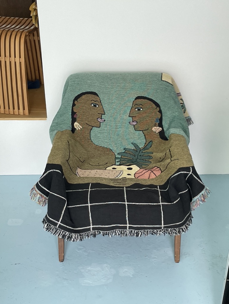 sskk-1 (sofa)