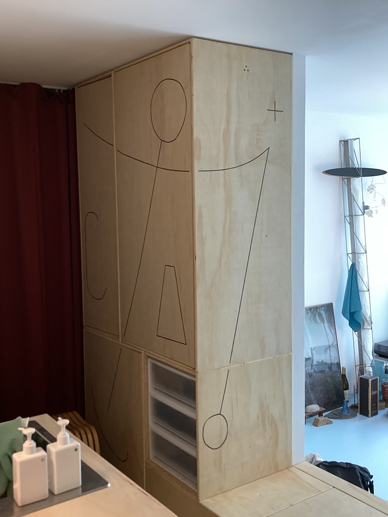 sskk-2 (Wardrobe)