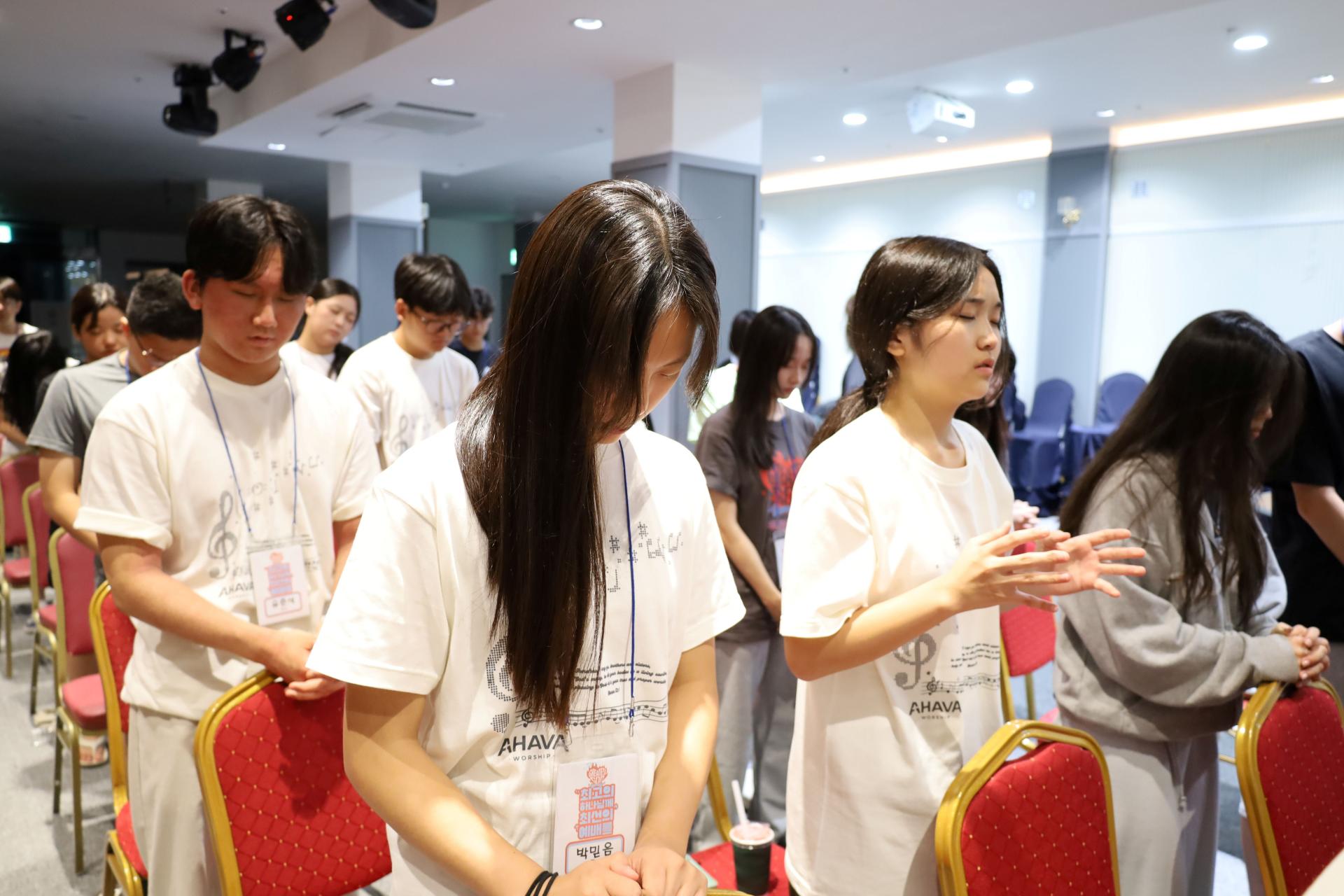 56c3e5792c206.jpg