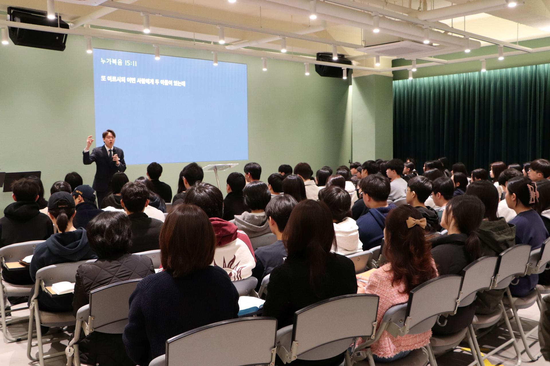706bf8a6140f6.jpg