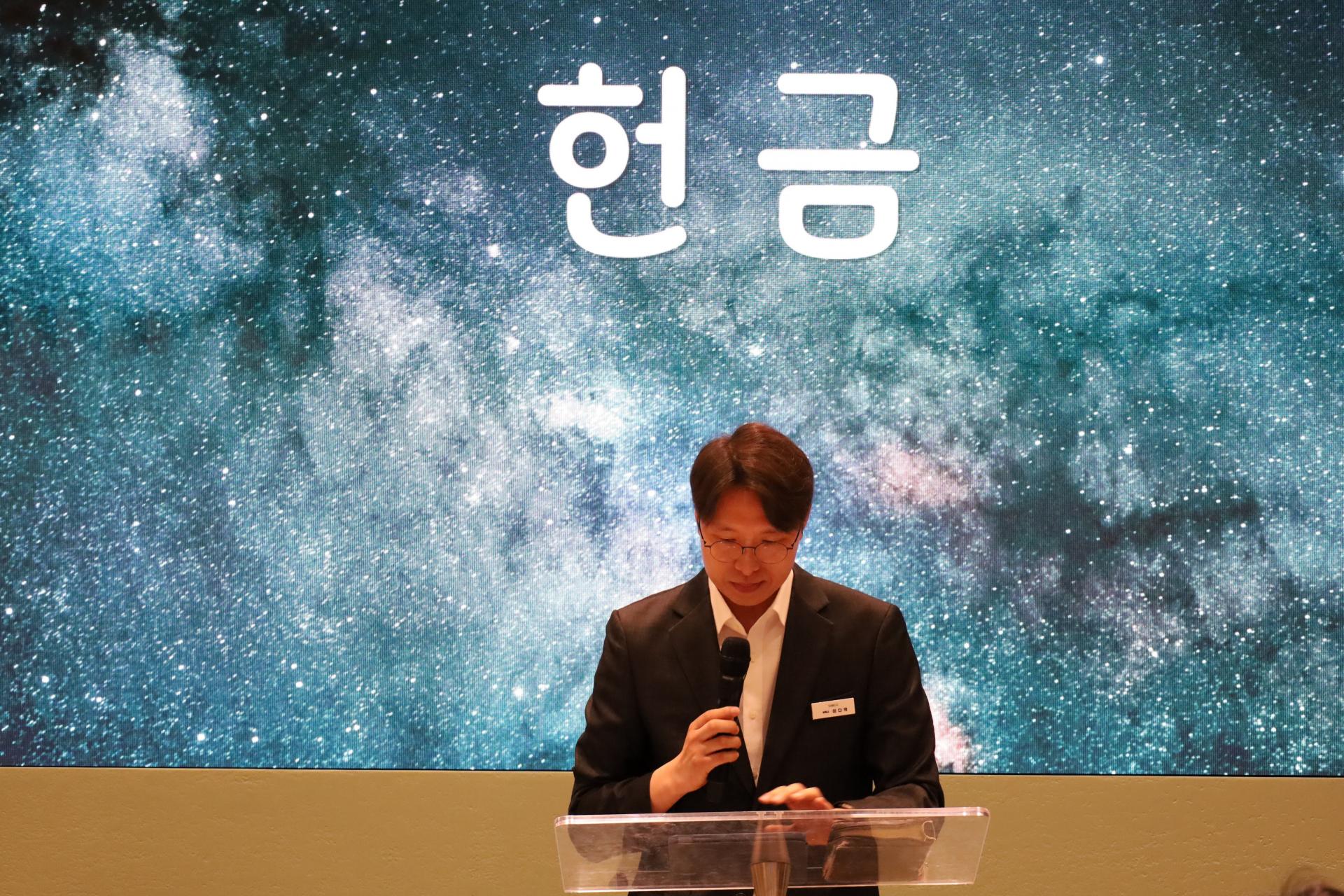 8a373ebf5646c.jpg