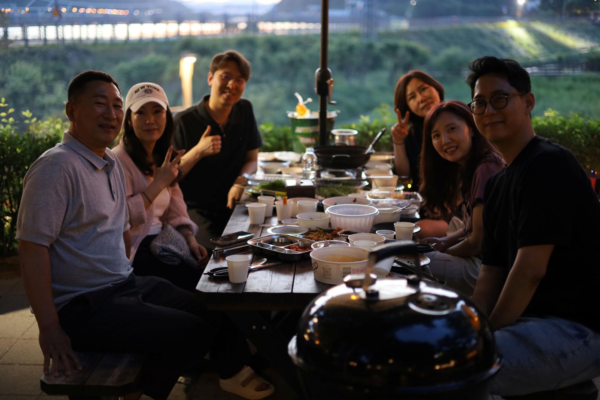 a236510ee575c.jpg