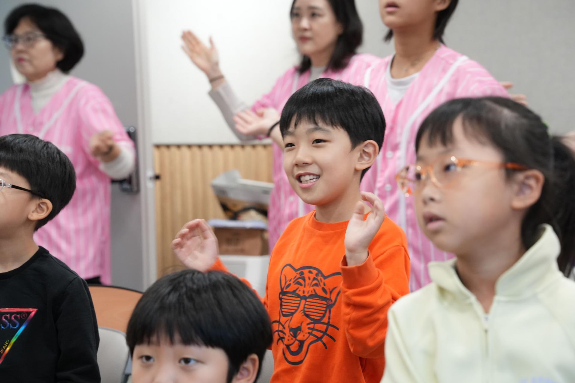 a583fa4504f63.jpg