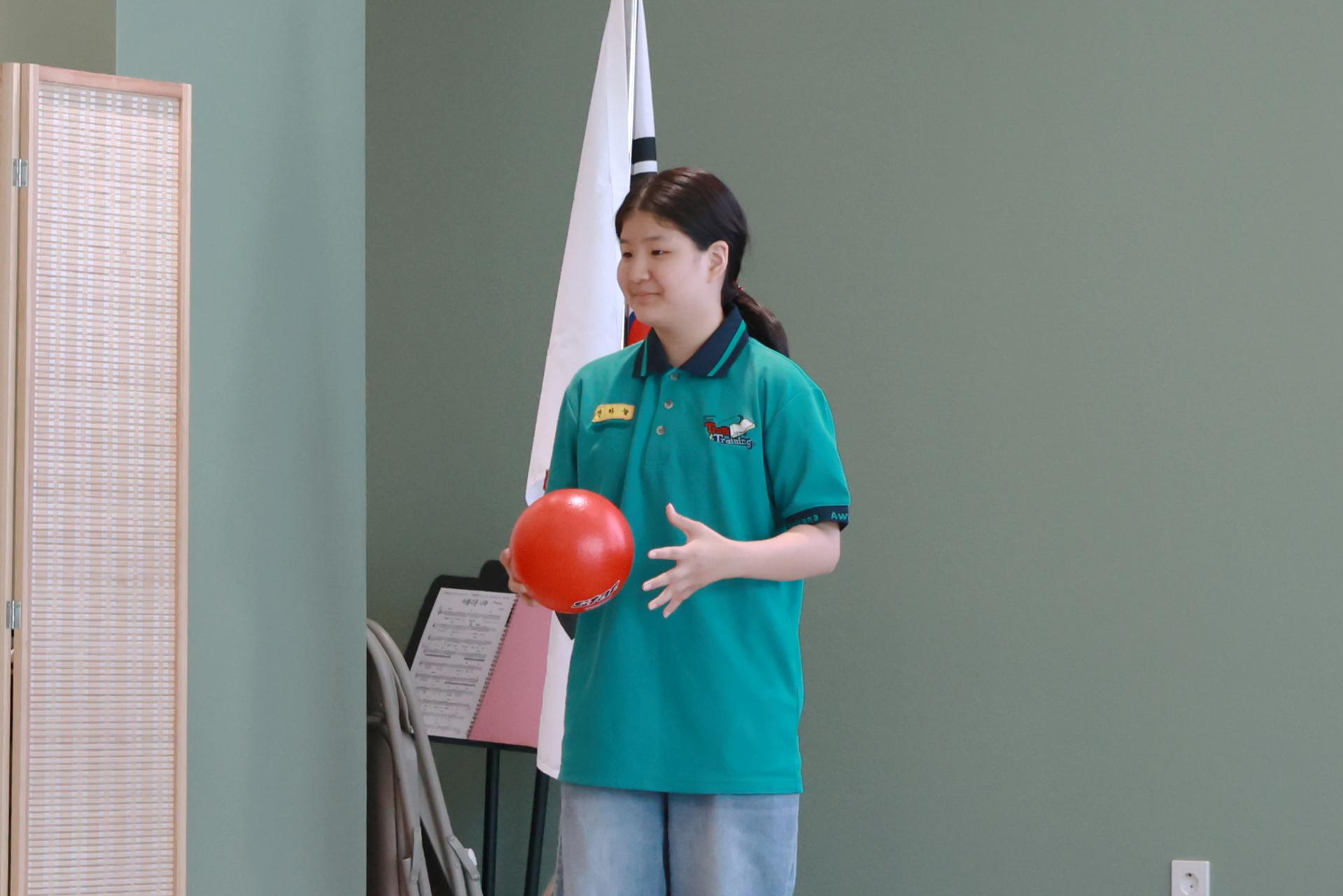 a8efe976f88ae.jpg