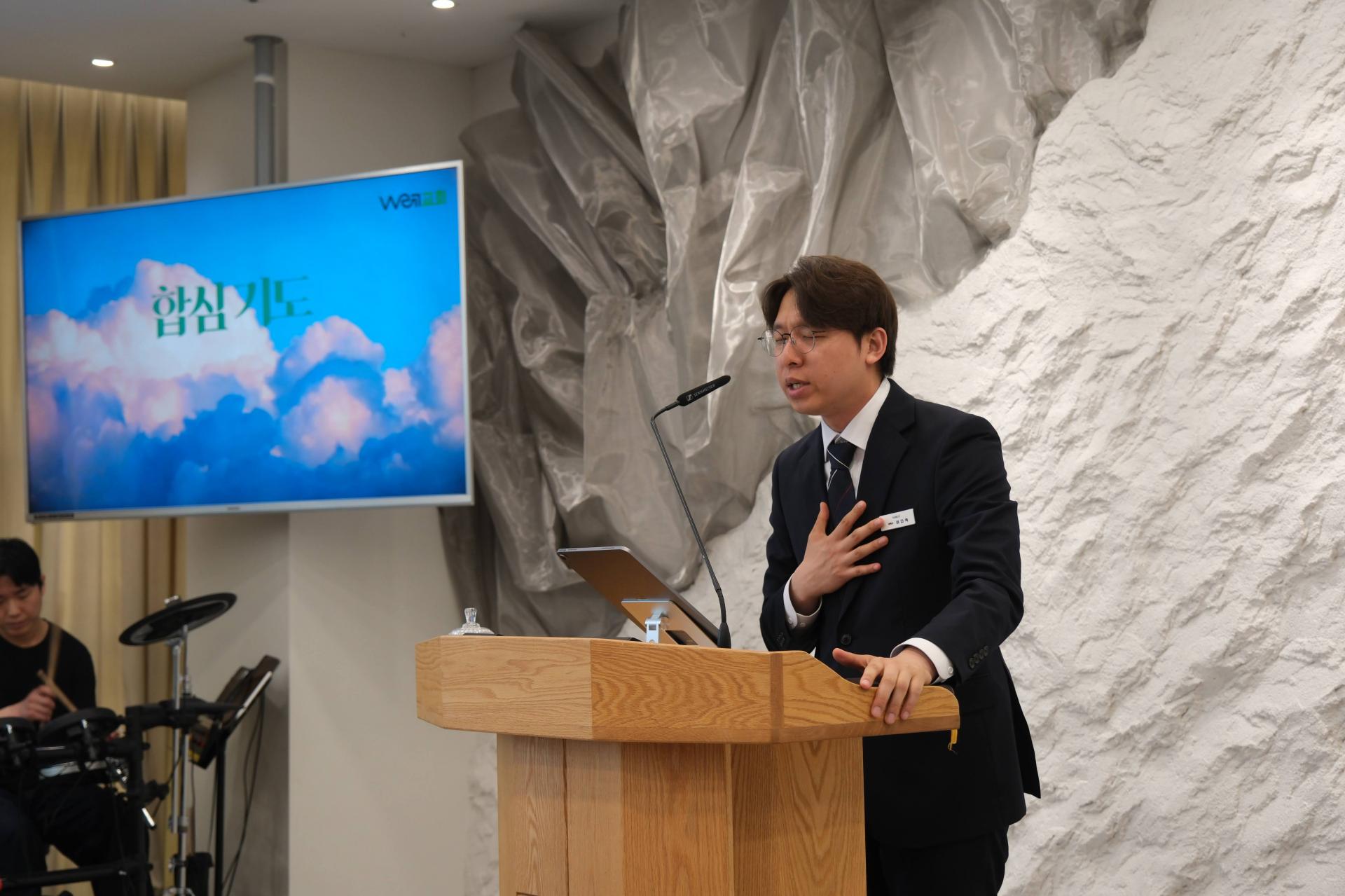 af36ea03b9116.jpg