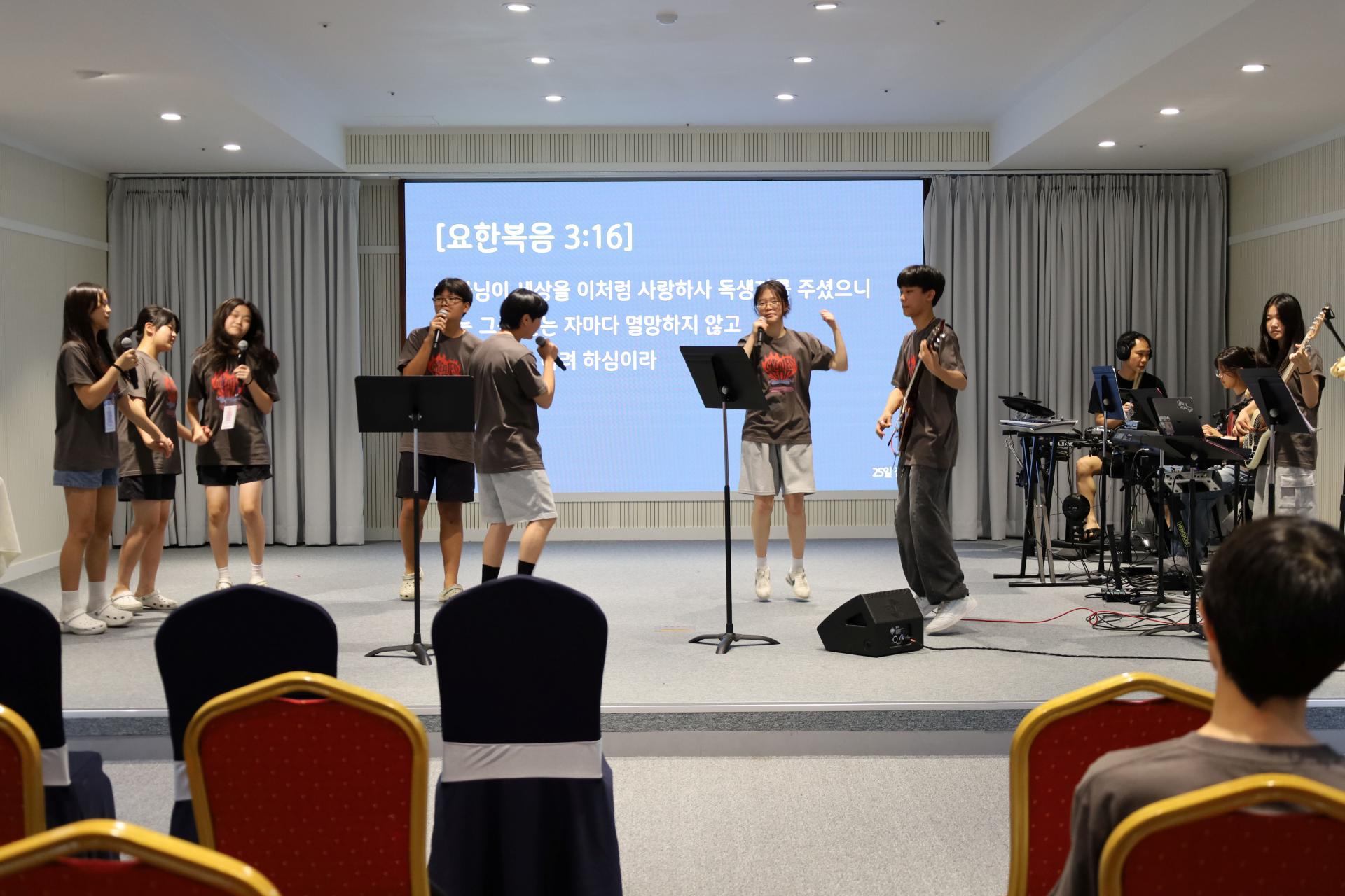 b8502db4151c5.jpg