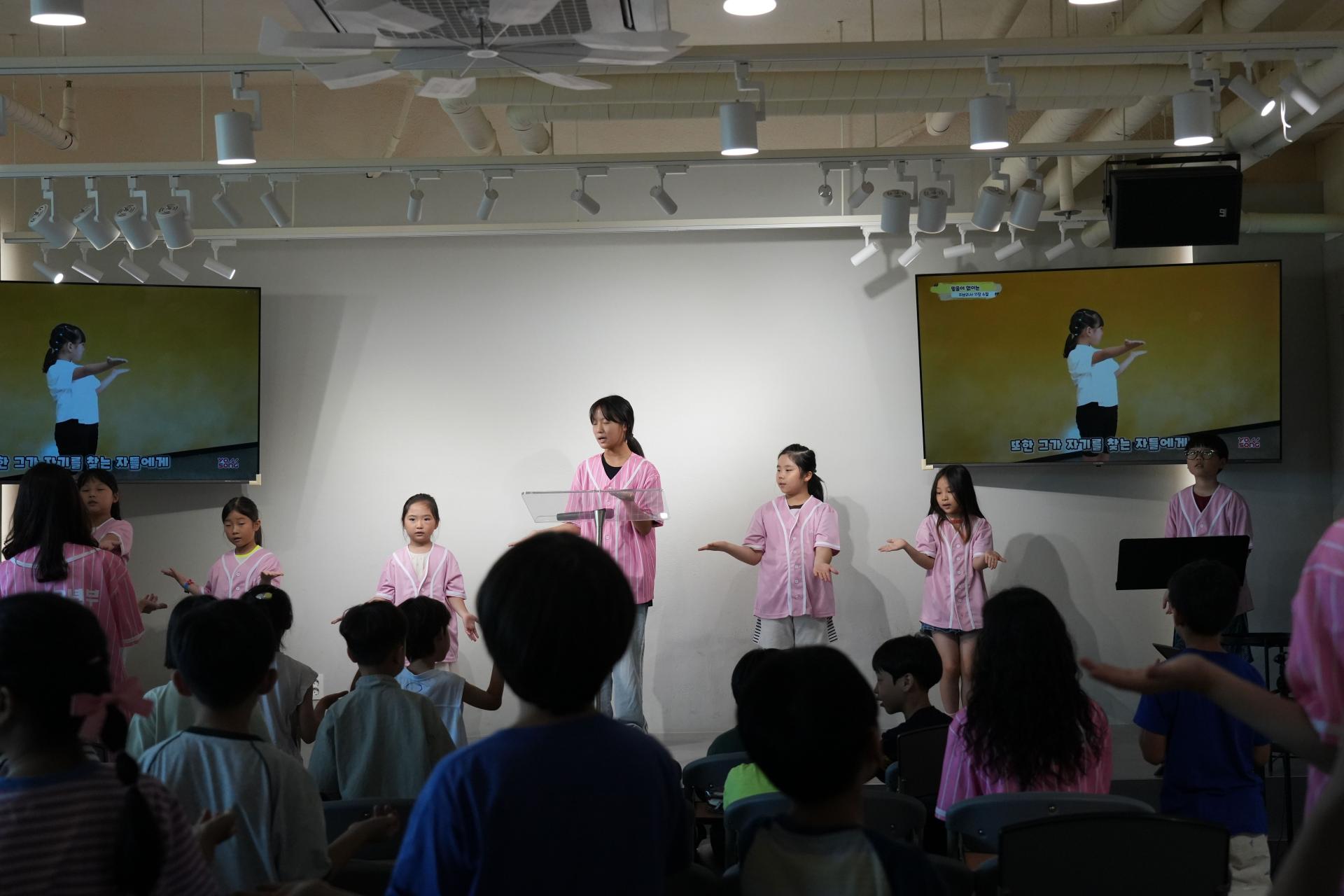 b96f02a67c96b.jpg