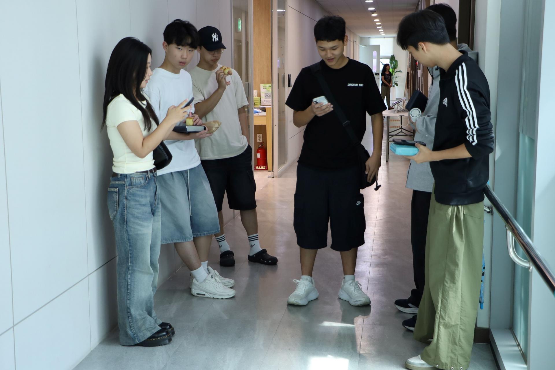 c567038ac8b45.jpg