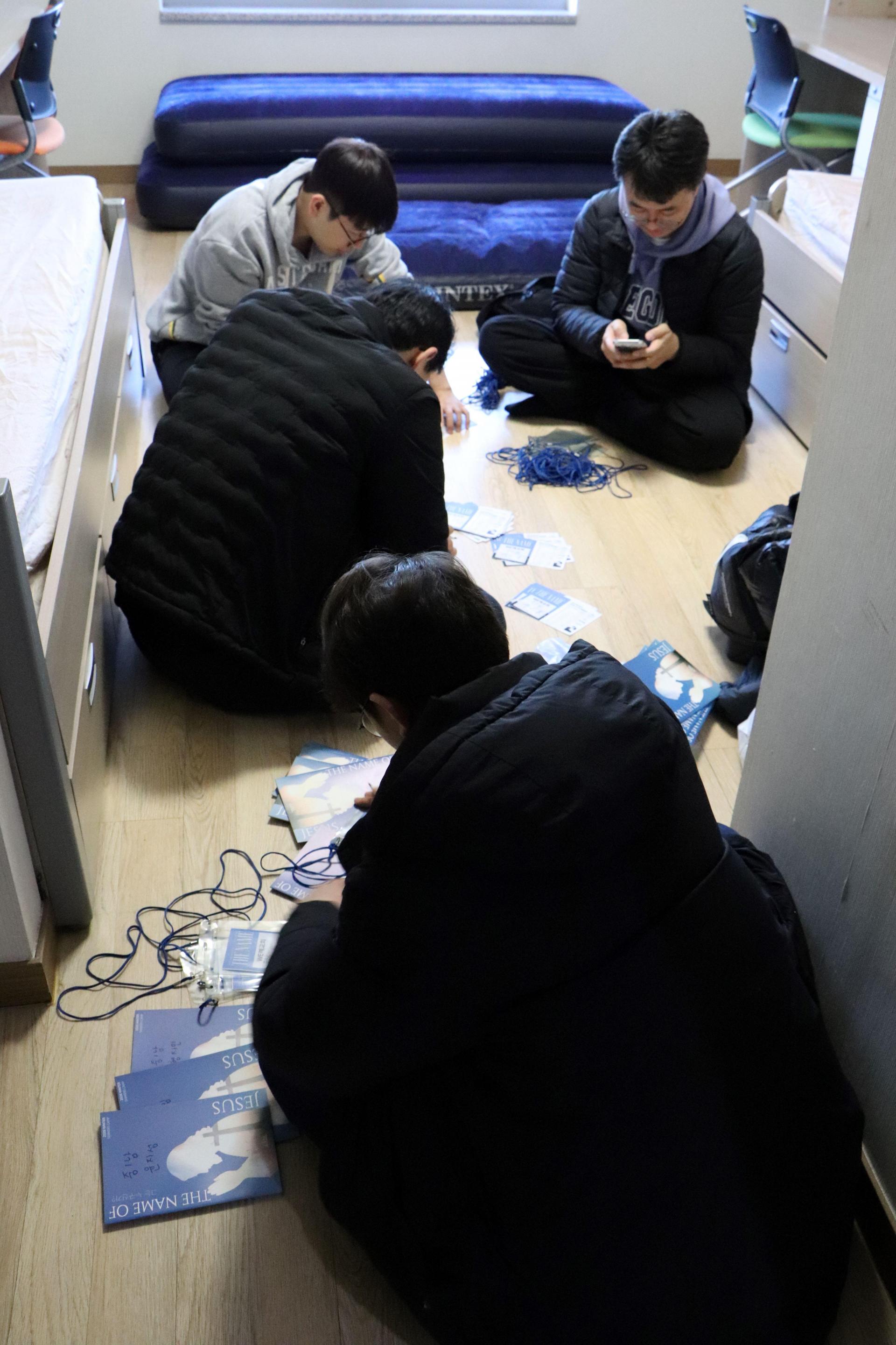 c5957735d864a.jpg