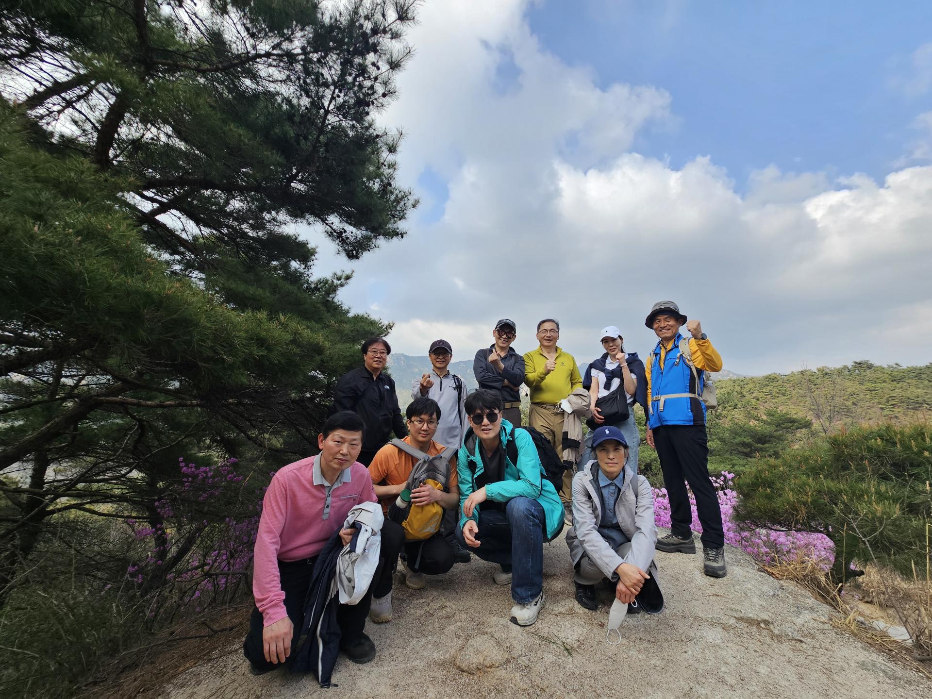 7f27c533150a0.jpg