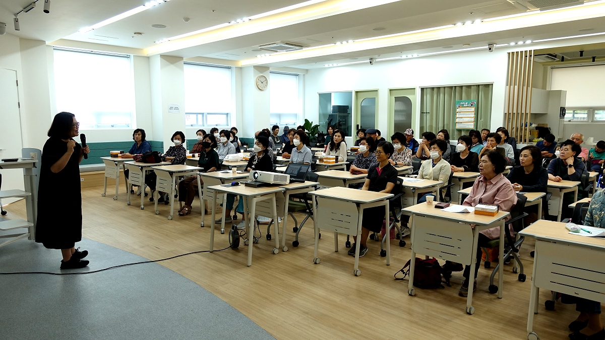 be8ed299156ac.jpg