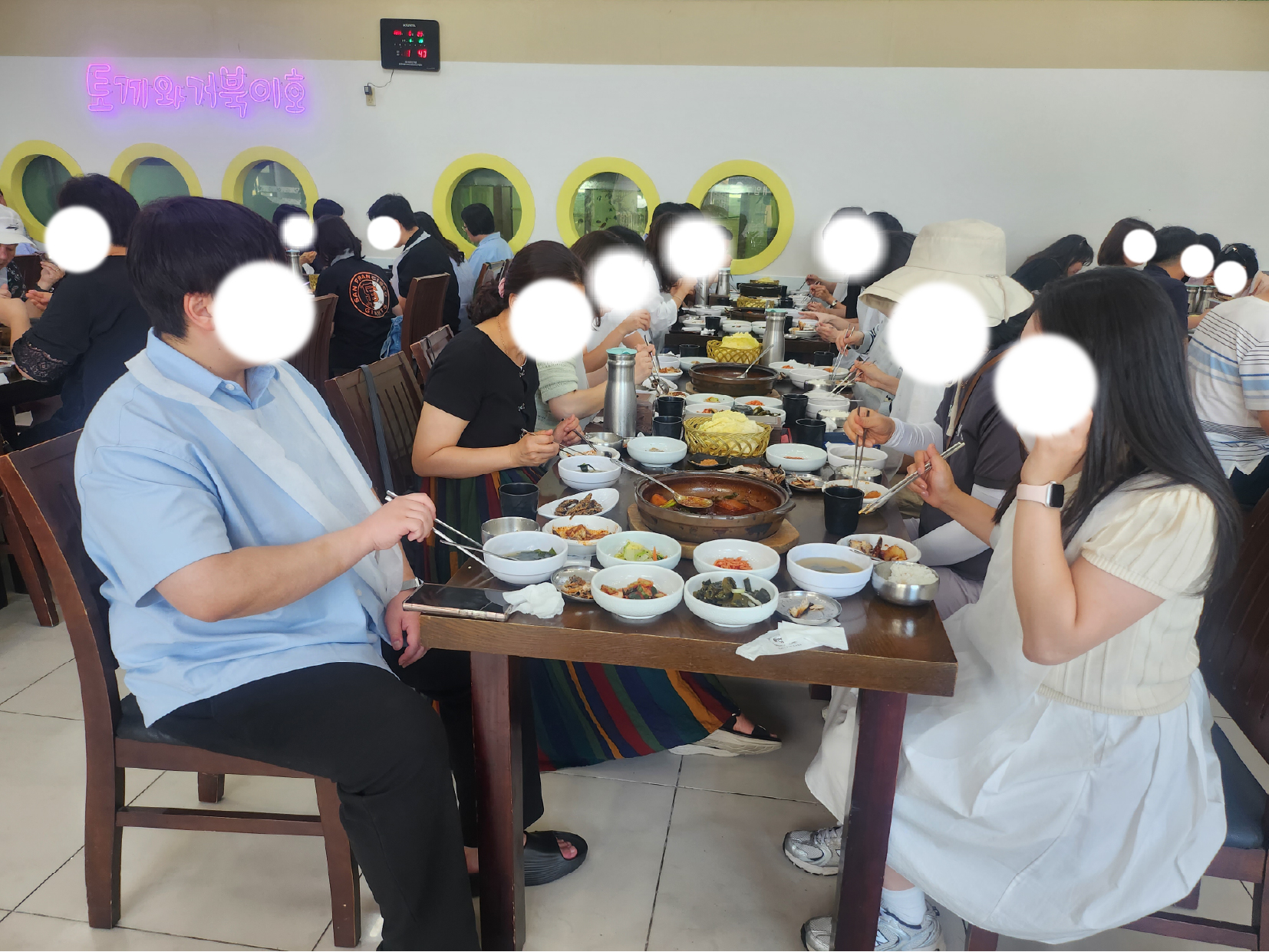 5d3176acfecb6.jpg