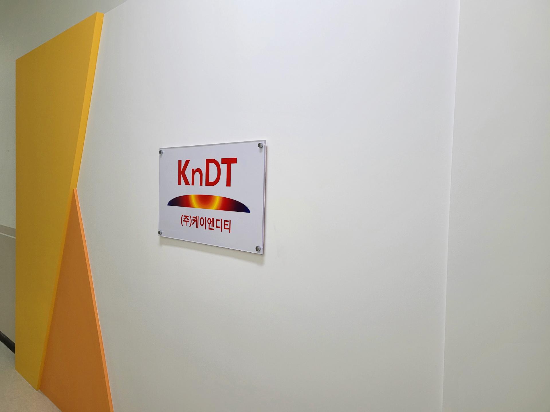 ef81d44f1704e.jpg