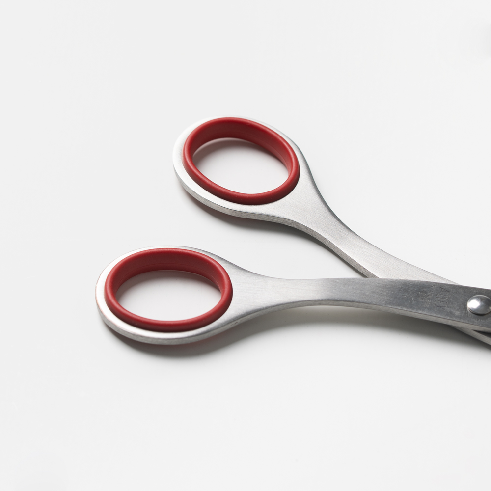 ALLEX S-165 인체공학적 설계로 장시간 사용에도 편안한 모습